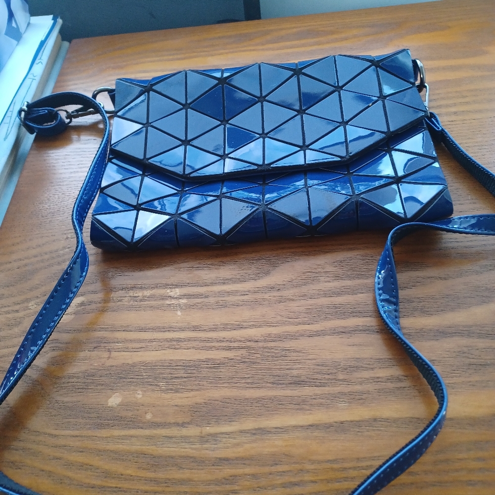 Handbag - Picture 4 of 4